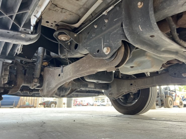 2008-ford-f550-image-25