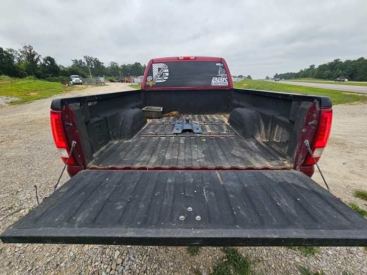 2005-chevrolet-silverado-image-76