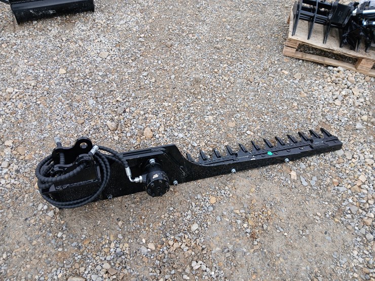 #19254-•-miva-hedge-trimmer-mini-excavator-attachment-image-4