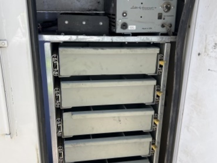 2016-ford-f550-image-14