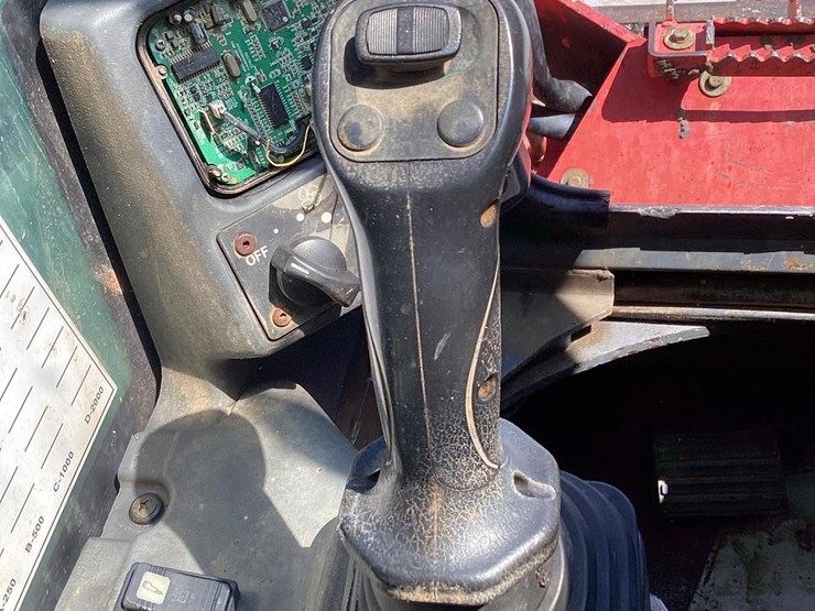2018-takeuchi-tl12r2-image-21