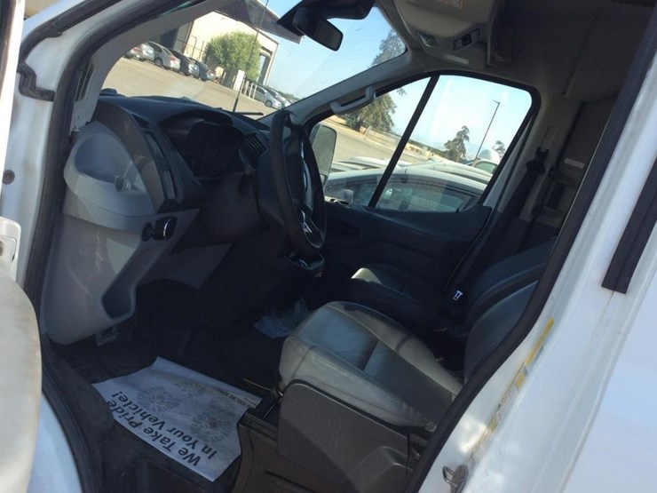 2017-ford-transit-image-9