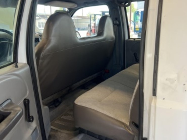 2003-ford-f250-image-24