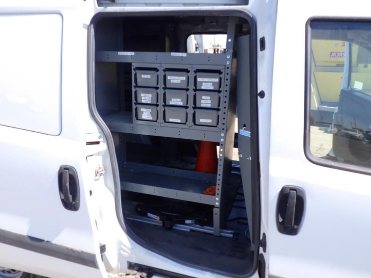 2018-ram-promaster-city-image-8