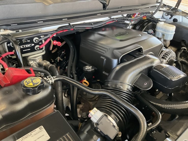 2013-chevrolet-silverado-1500-image-12