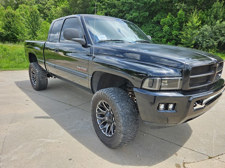 #18968-•-2002-dodge-ram-pickup-truck-image-43