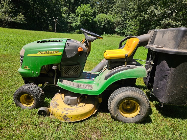 john-deere-l111-image-4