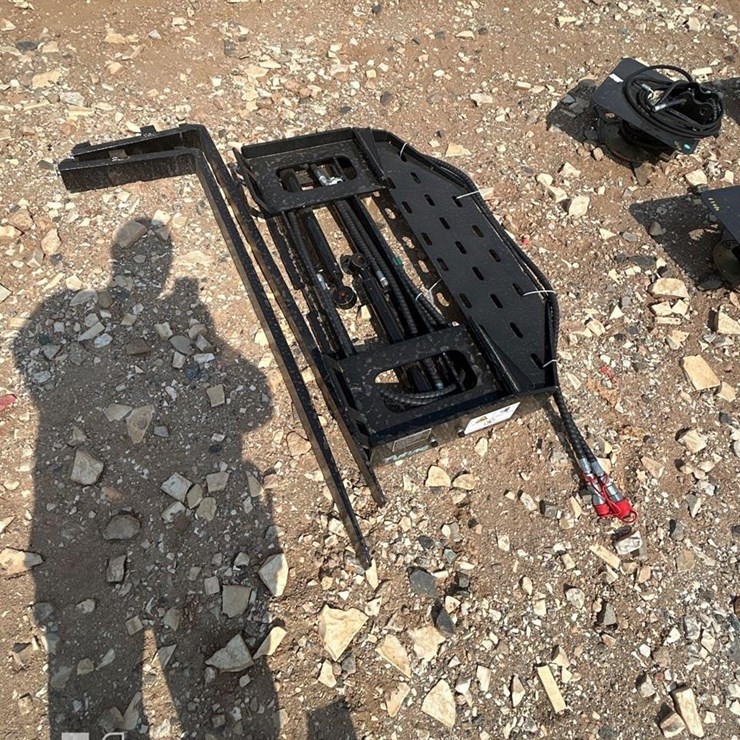FUTURE 60IN SKID STEER HYDRAULIC FORK ATTACHMENT
