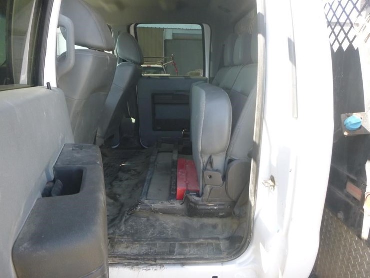 2016-ford-f550-image-11