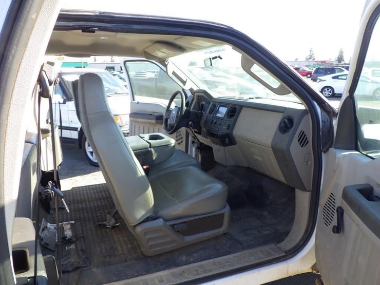 2010-ford-f350-image-6