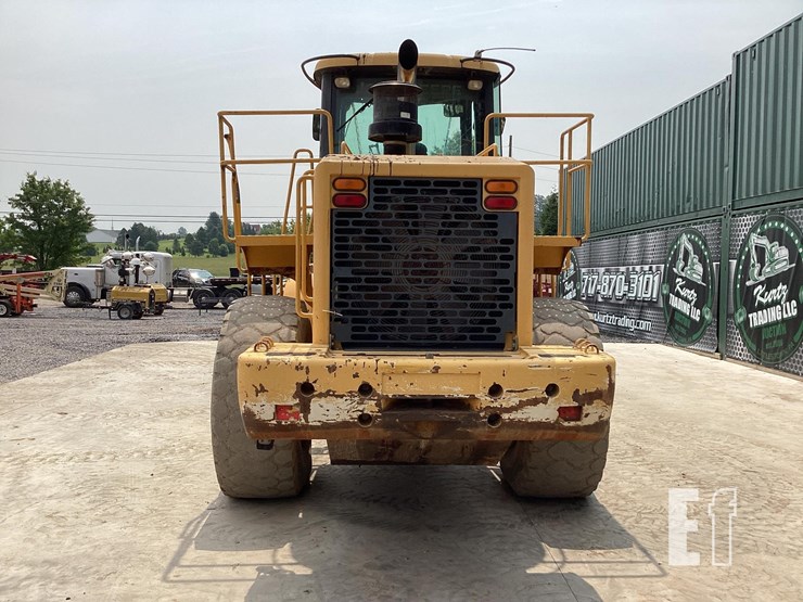 2002-deere-724j-image-3