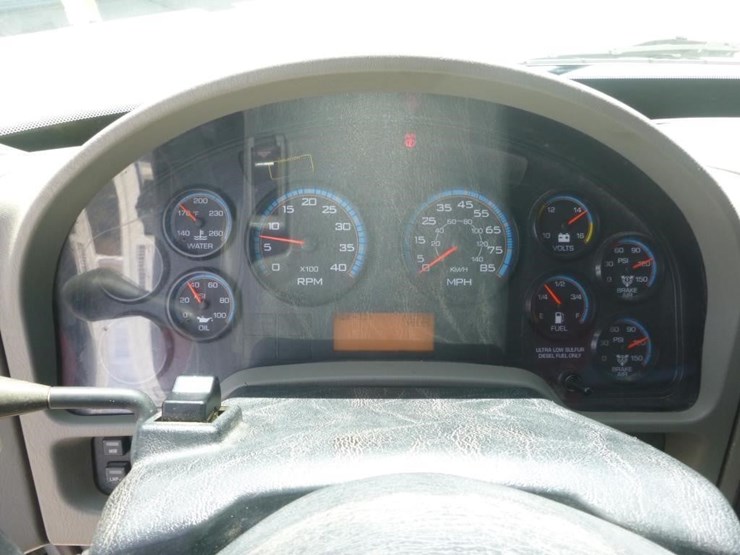2012-international-durastar-4400-image-14