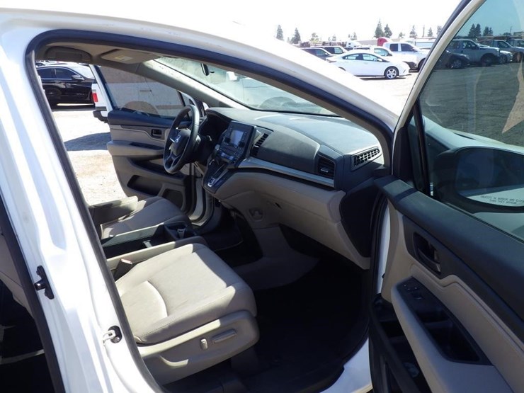 2018-honda-odyssey-image-6