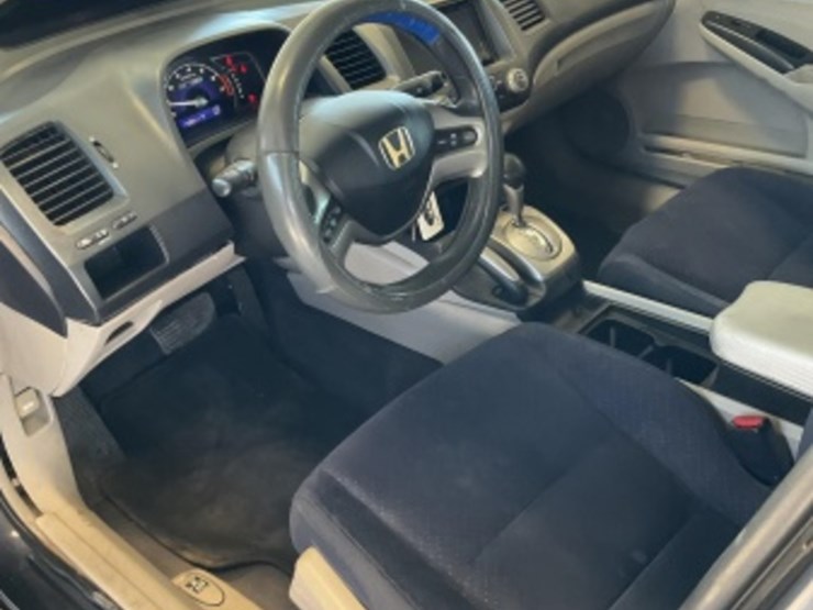 2006-honda-civic-hybrid-sdn-image-21