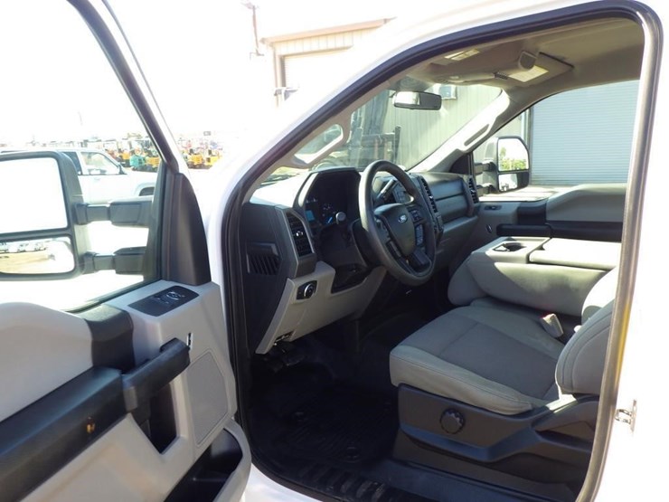 2018-ford-f250-image-5