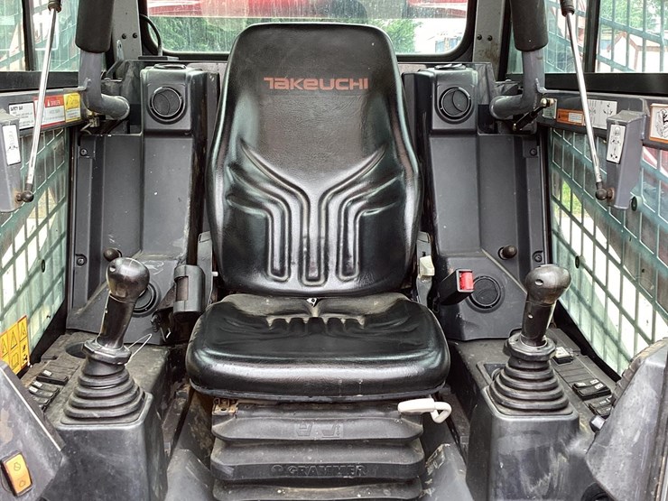 2018-takeuchi-tl10v2-image-15