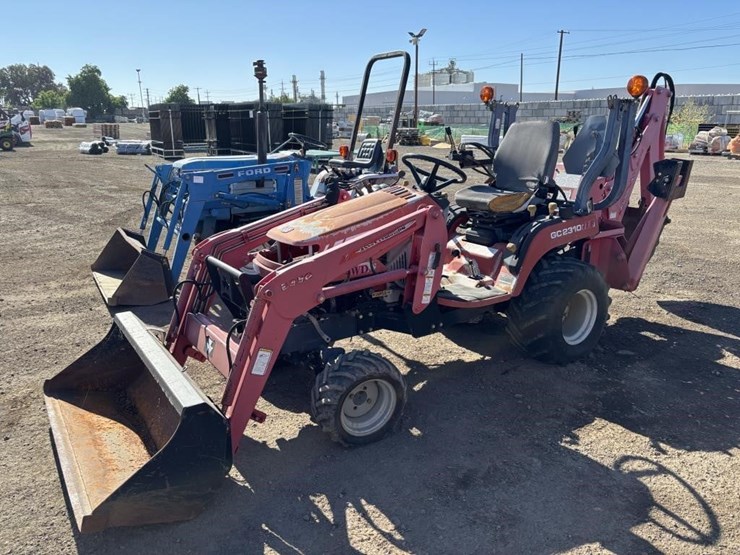 massey-ferguson-gc2310-image-1