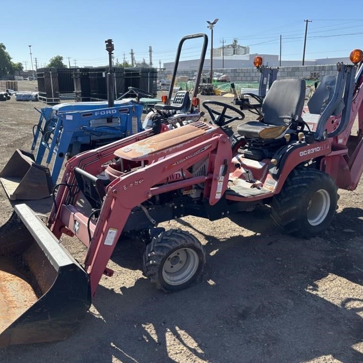 MASSEY-FERGUSON GC2310