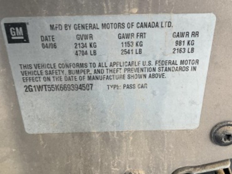 2010-chevrolet-impala-sdn-image-14