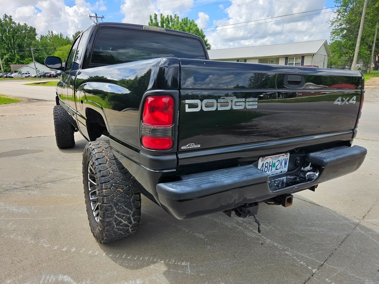 #18968-•-2002-dodge-ram-pickup-truck-image-19