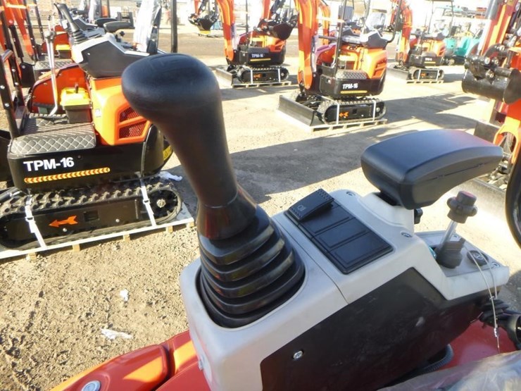 2025-tpm-16-hydraulic-excavator-image-23