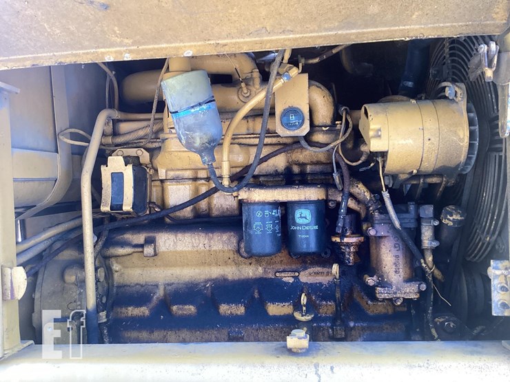 1988-deere-670b-image-12
