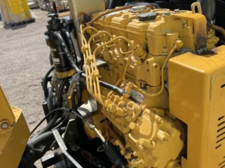caterpillar-cb-335e-image-12