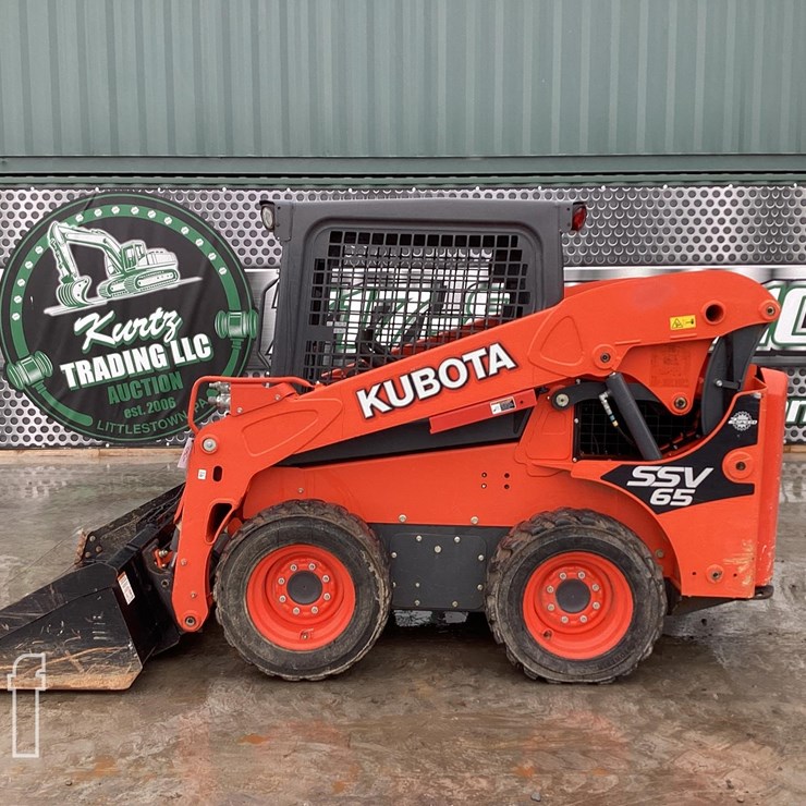 2017 KUBOTA SSV65