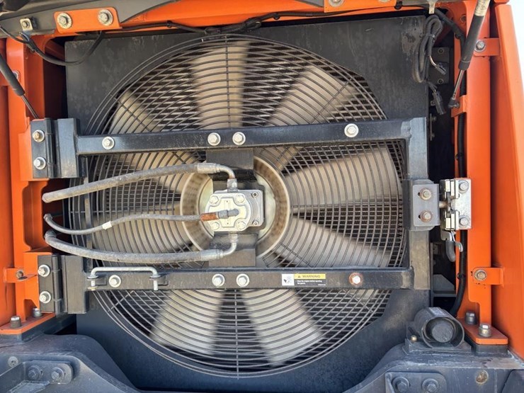 2013-doosan-dl300-3-image-48