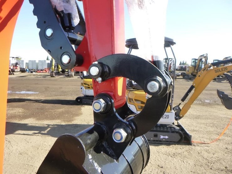 2025-tpm-20k-hydraulic-excavator-image-11