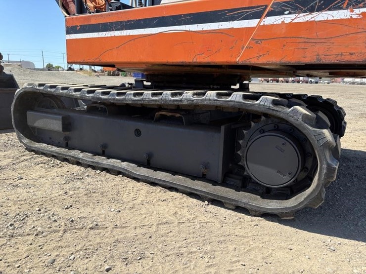 airman-hm305-hydraulic-excavator-image-22