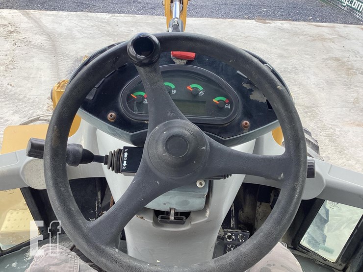 2019-caterpillar-910m-image-13