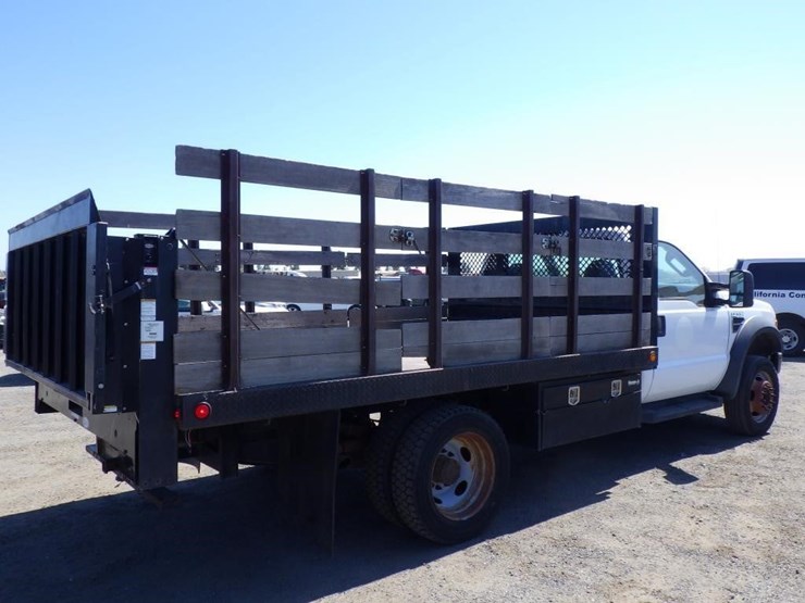 2008-ford-f550-image-3