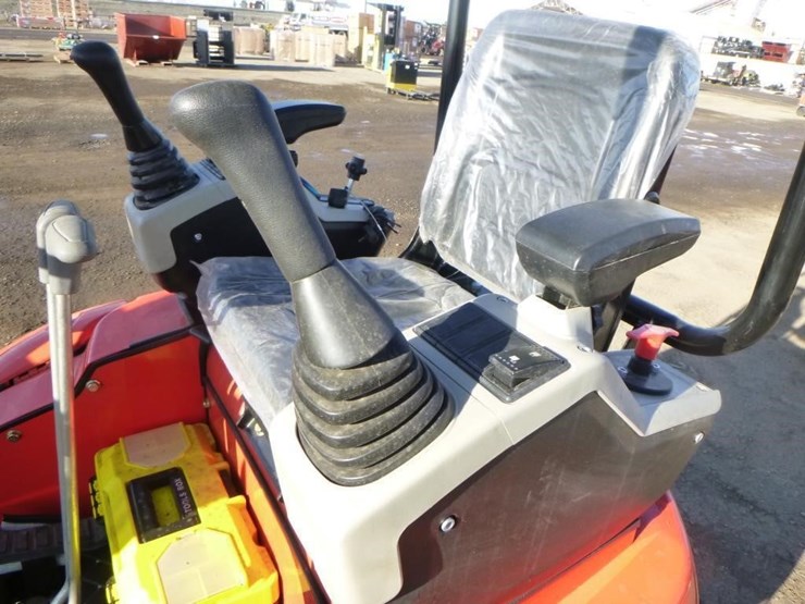 2025-tpm-16-hydraulic-excavator-image-22