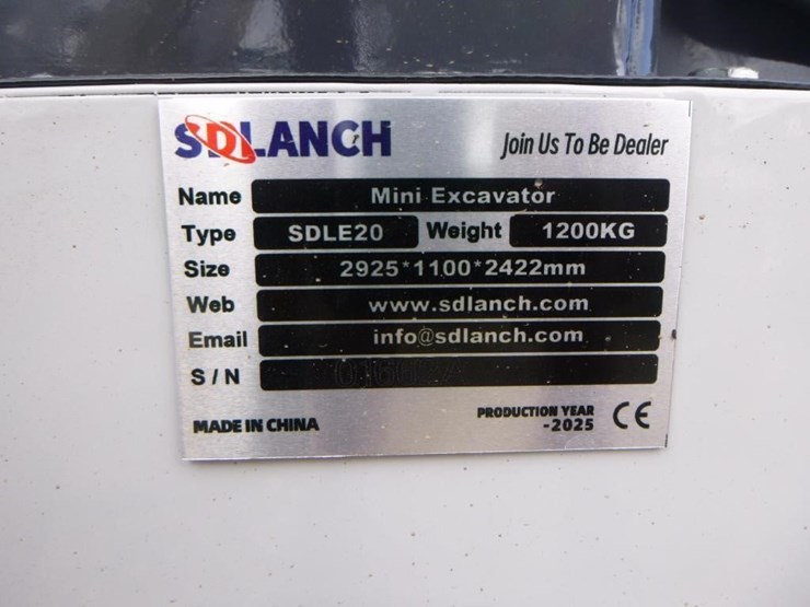 2025-sdlanch-sdle20-hydraulic-excavator-image-33