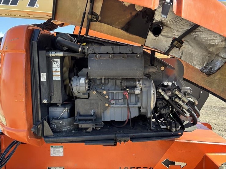 2013-jlg-600aj-image-28