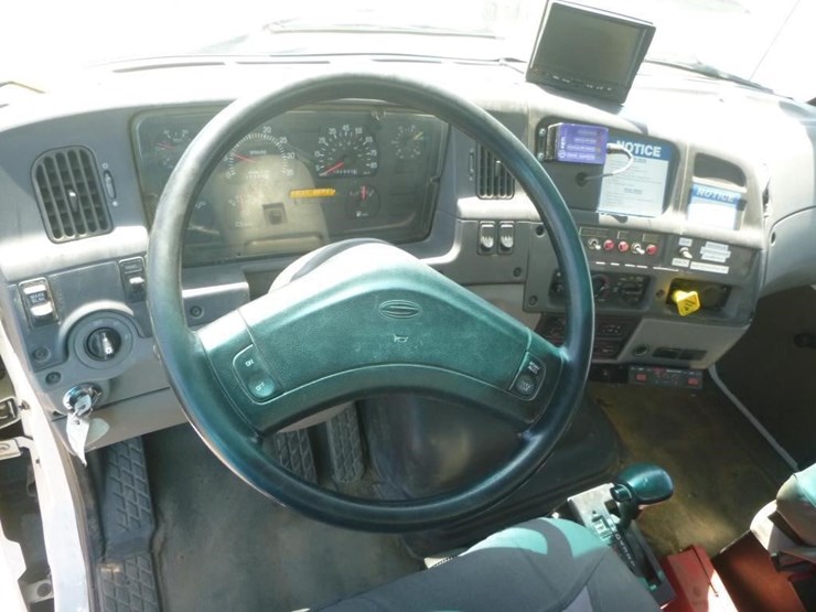 2000-vactor-2100-image-26