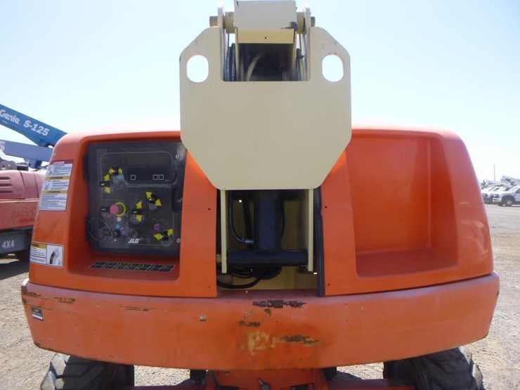 2007-jlg-400s-image-15