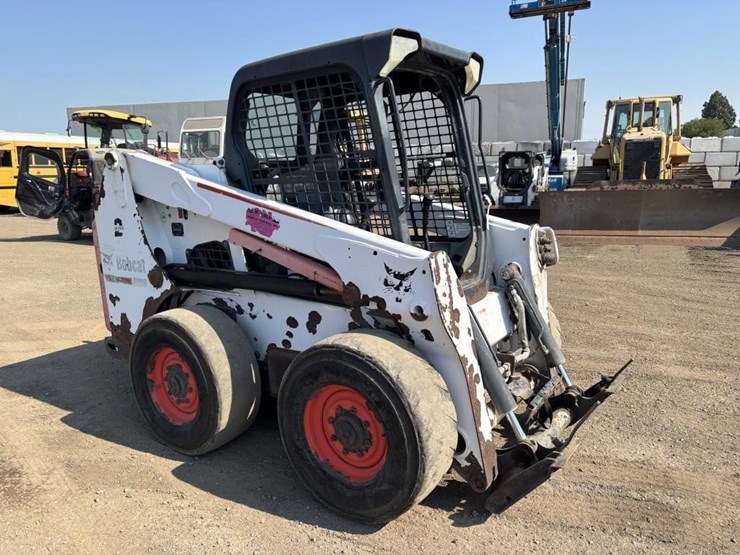 2013-bobcat-s630-image-2