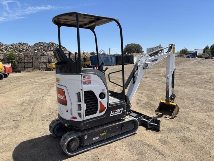 2022-bobcat-e20-image-3