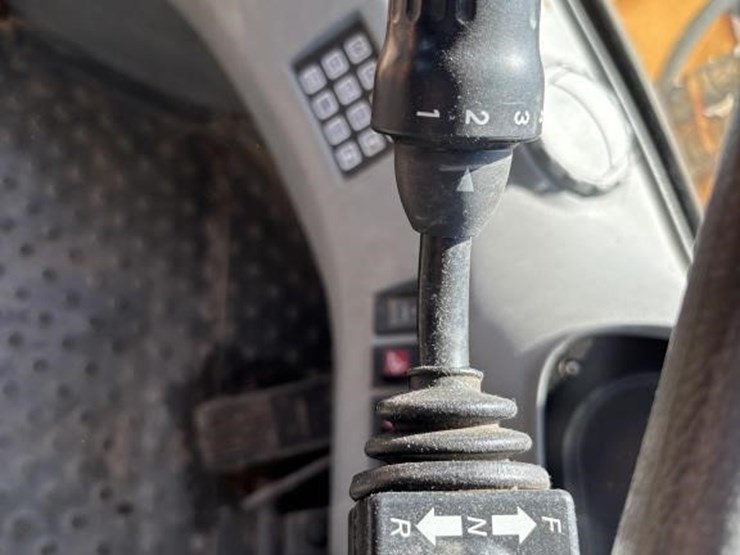 2007-volvo-l110e-image-32