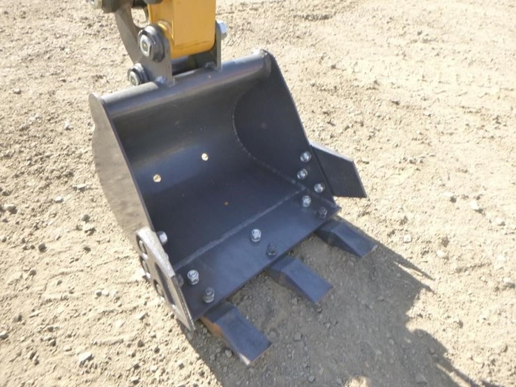 2025-sdlanch-sdle20-hydraulic-excavator-image-9