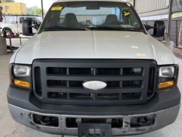 2006-ford-f250-image-3