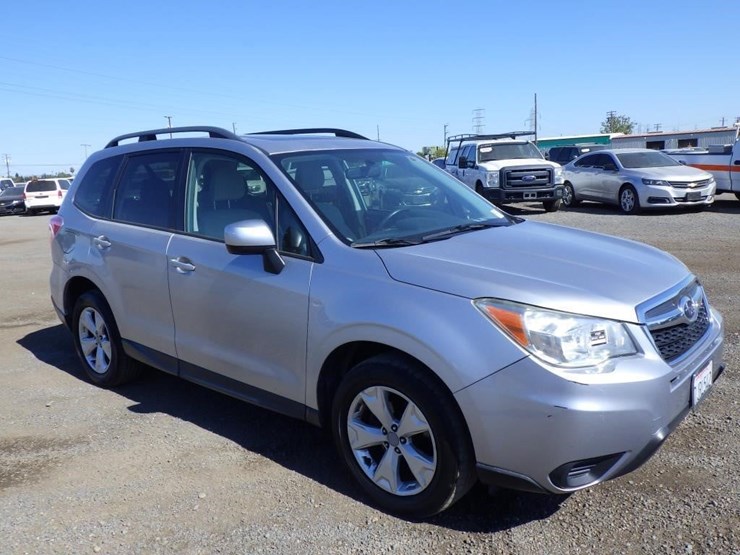2015-subaru-forester-image-2