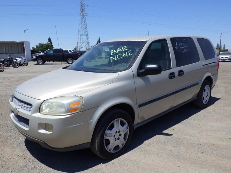 2007-chevrolet-uplander-image-2
