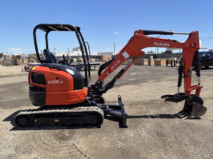 2021-kubota-u35-4-image-7