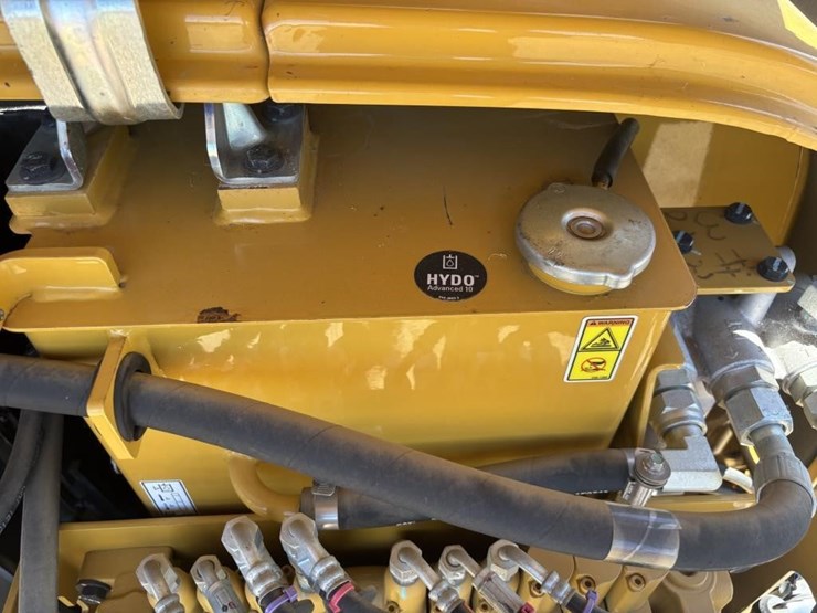 2019-caterpillar-305e2-hydraulic-excavator-image-47