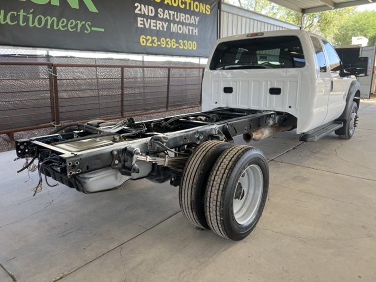 2013-ford-f550-image-7