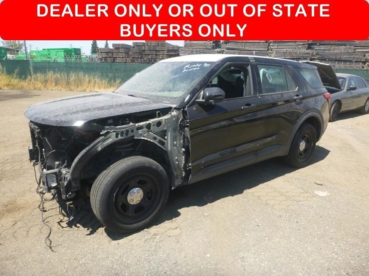2021-ford-explorer-image-1