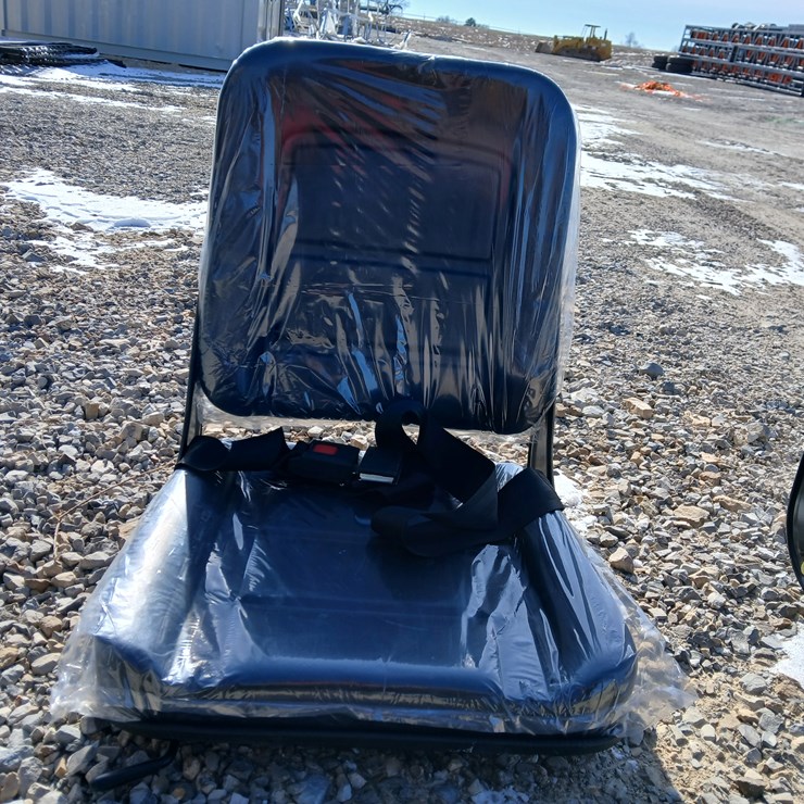 #19300 • SKLP Mini Excavator Seat